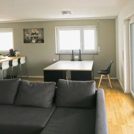 Luxury Mit 3 Schlafzimmer V2