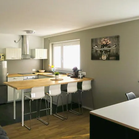 Luxury Mit 3 Schlafzimmer V2 Apartman